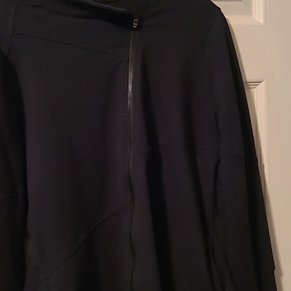 Fabletics back jacket - Picture 2 of 4